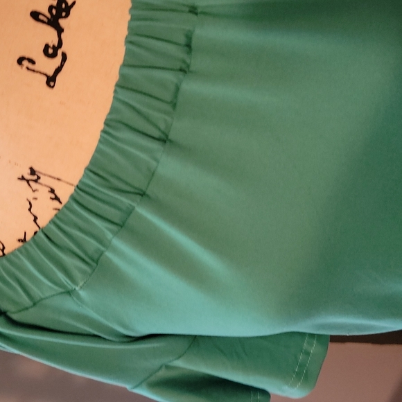 Spring Soft Dress - Picture 3 of 3